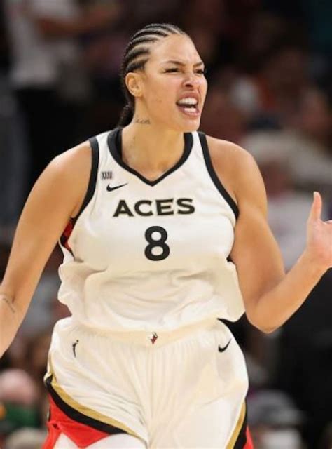 WNBA superstar Liz Cambage launches OnlyFans after Olympic。